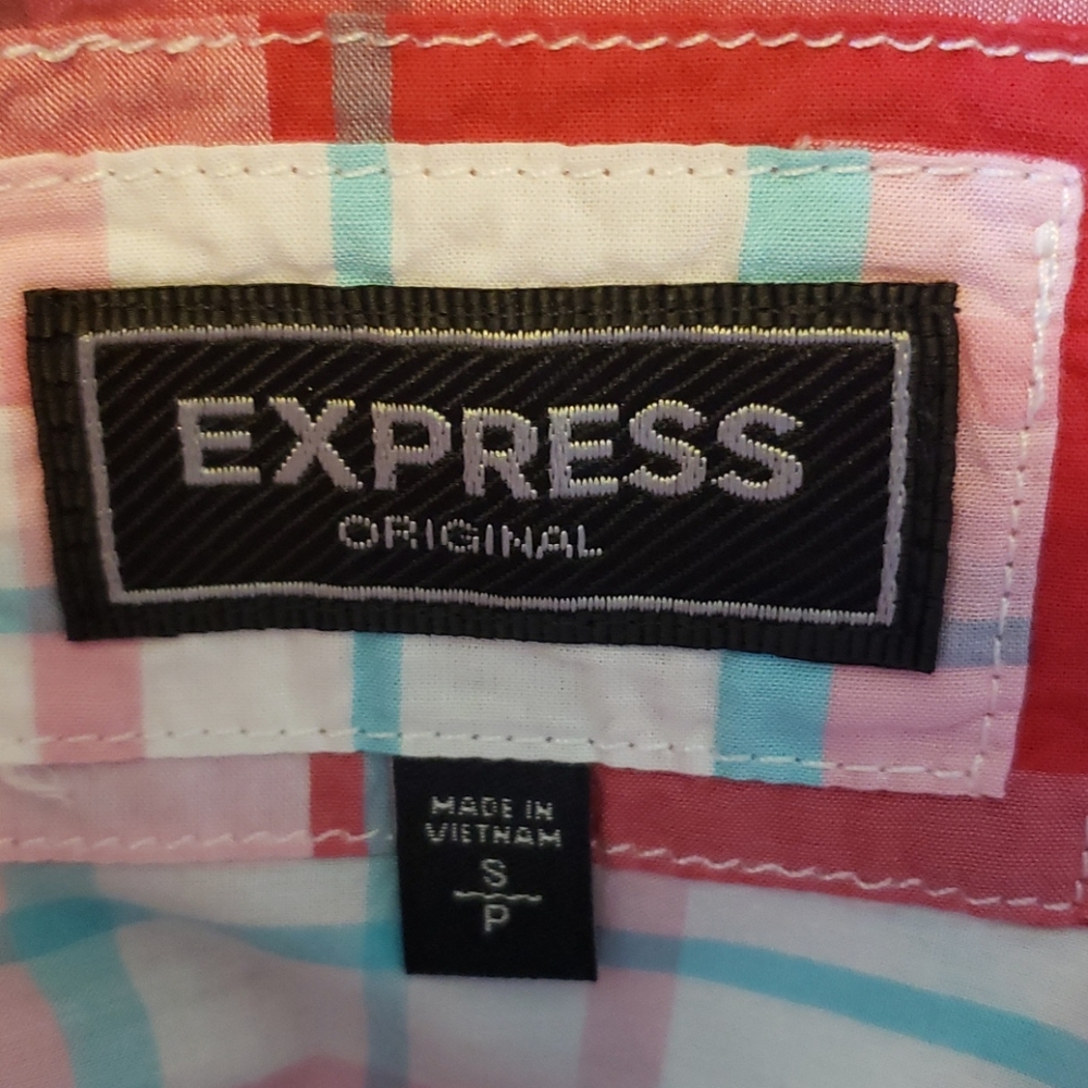 Button up top - Picture 5 of 5